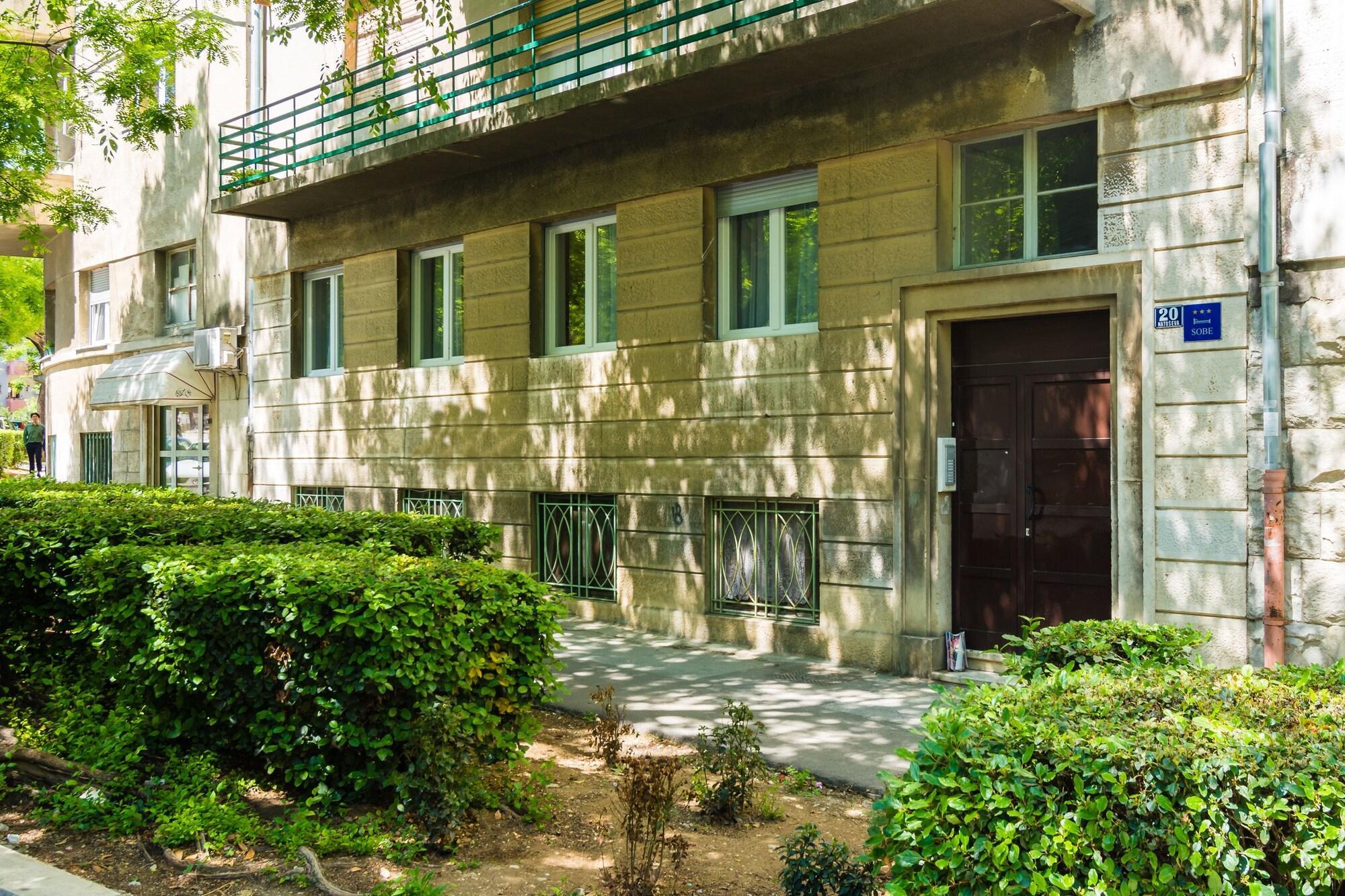 Piano Suites Split Exterior photo