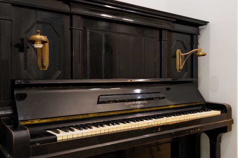 Piano Suites Split Exterior photo
